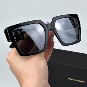 D&G DG4446B 501/6G BRAND NEW Sunglasses Black Gray Mirrored Black Square Women